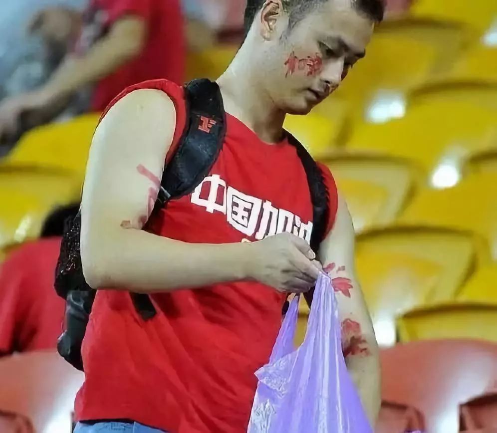 包含全球热议!体操场外八卦引关注的词条 包含全球热议!体操场外八卦引关注的词条