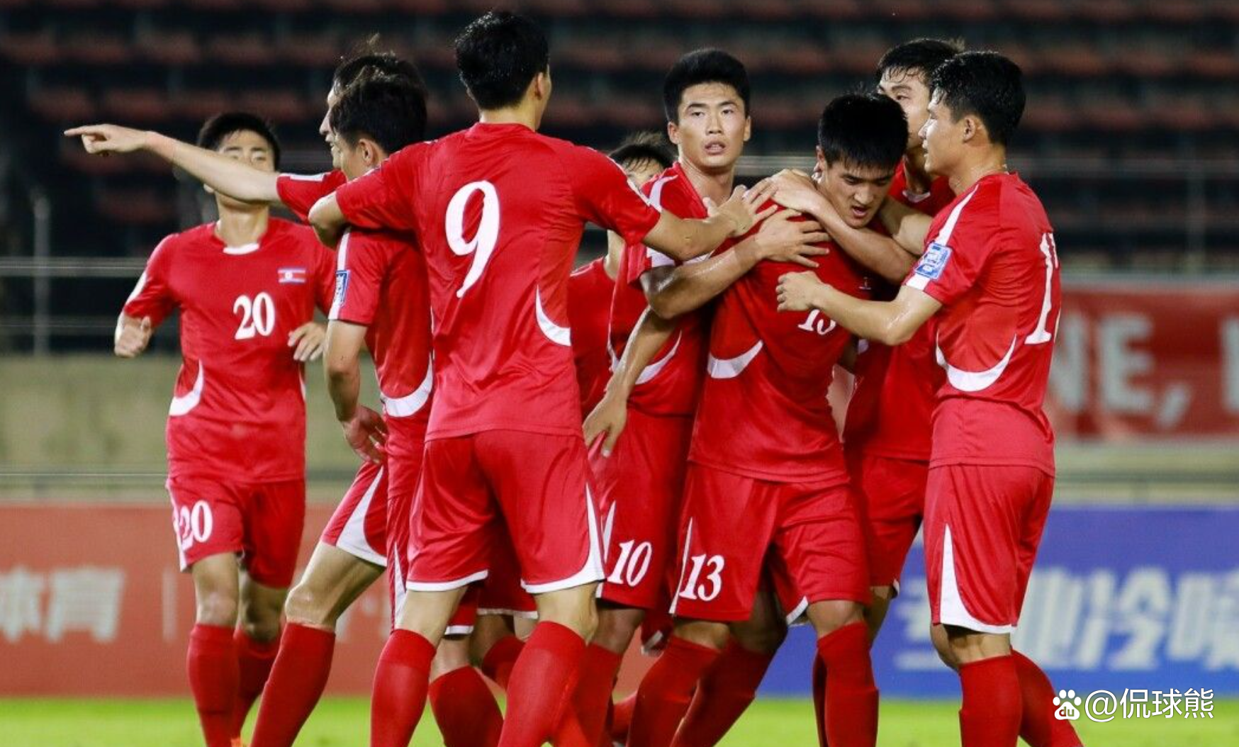 包含冷门频出！亚洲杯战况跌宕起伏的词条