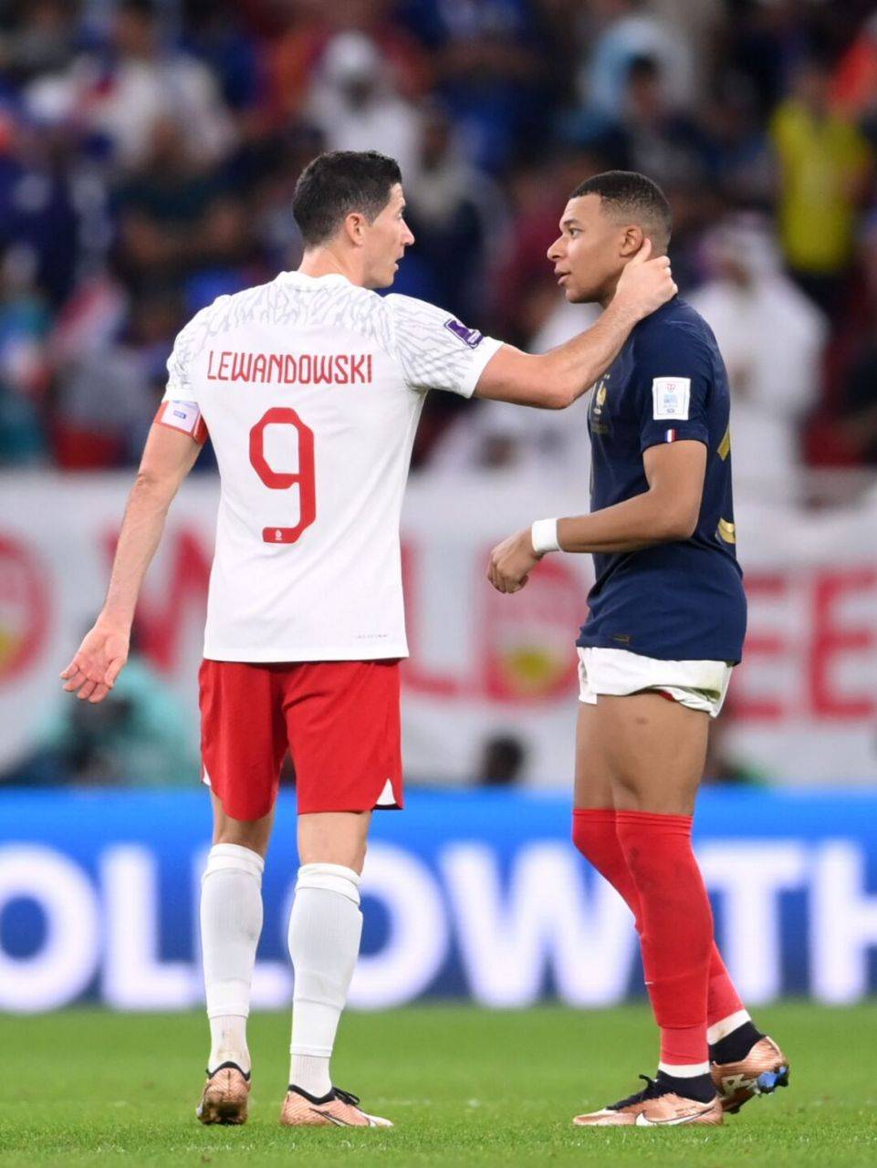 关于冷门频出!世界杯战况跌宕起伏的信息 关于冷门频出!世界杯战况跌宕起伏的信息