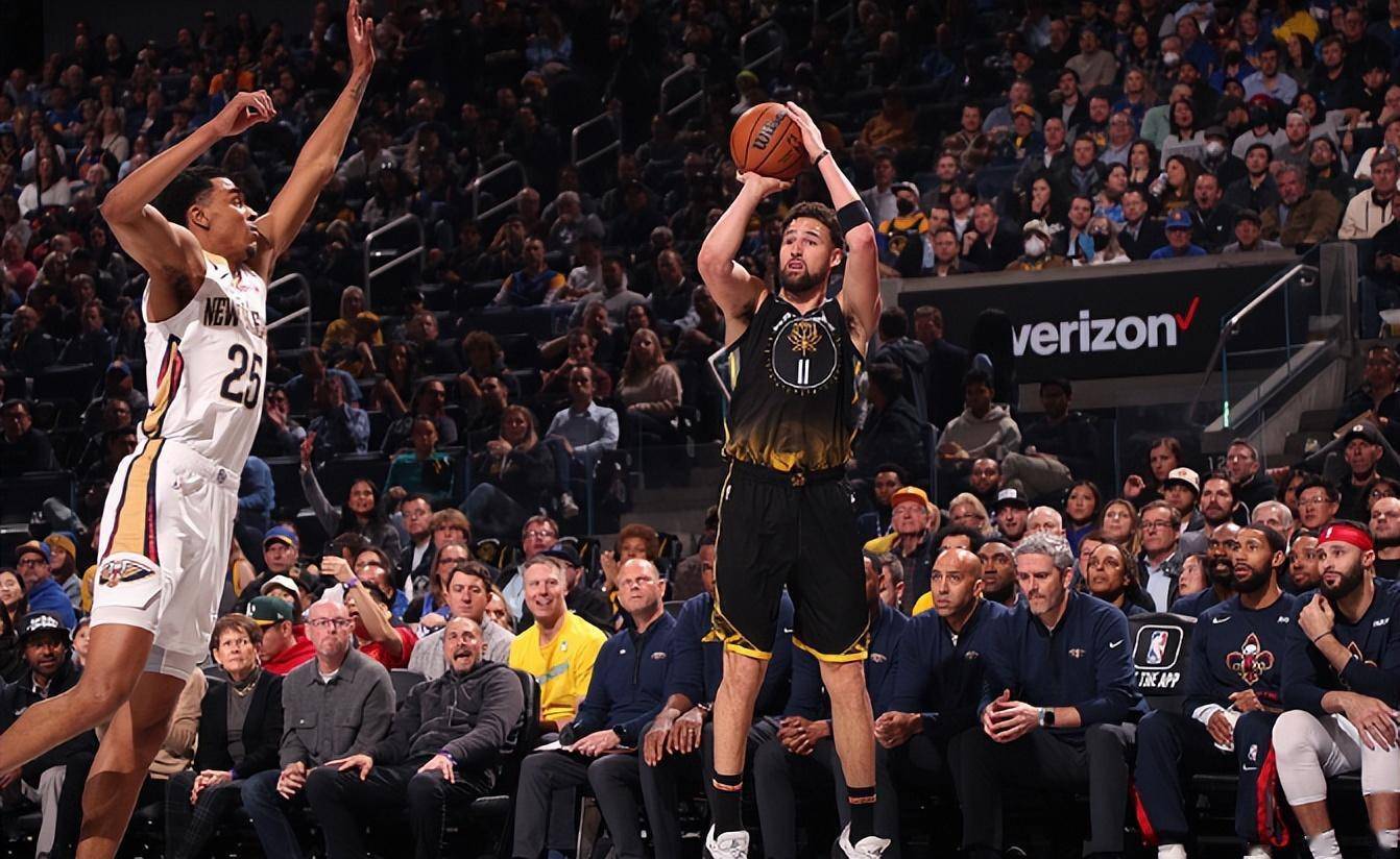 深圳队鏖战山东队，克莱点燃赛场