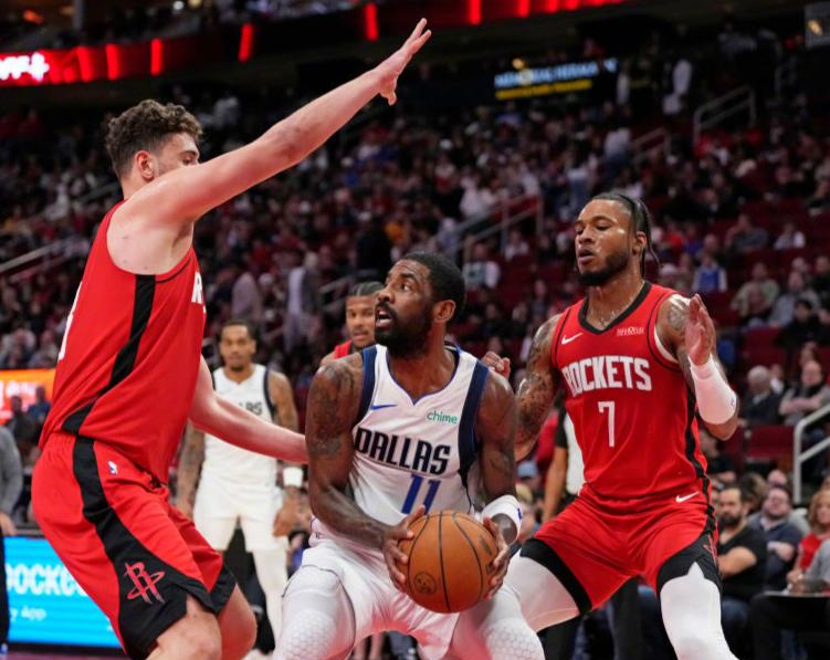 热火轻取青岛队,范弗利特点燃赛场 热火轻取青岛队,范弗利特点燃赛场