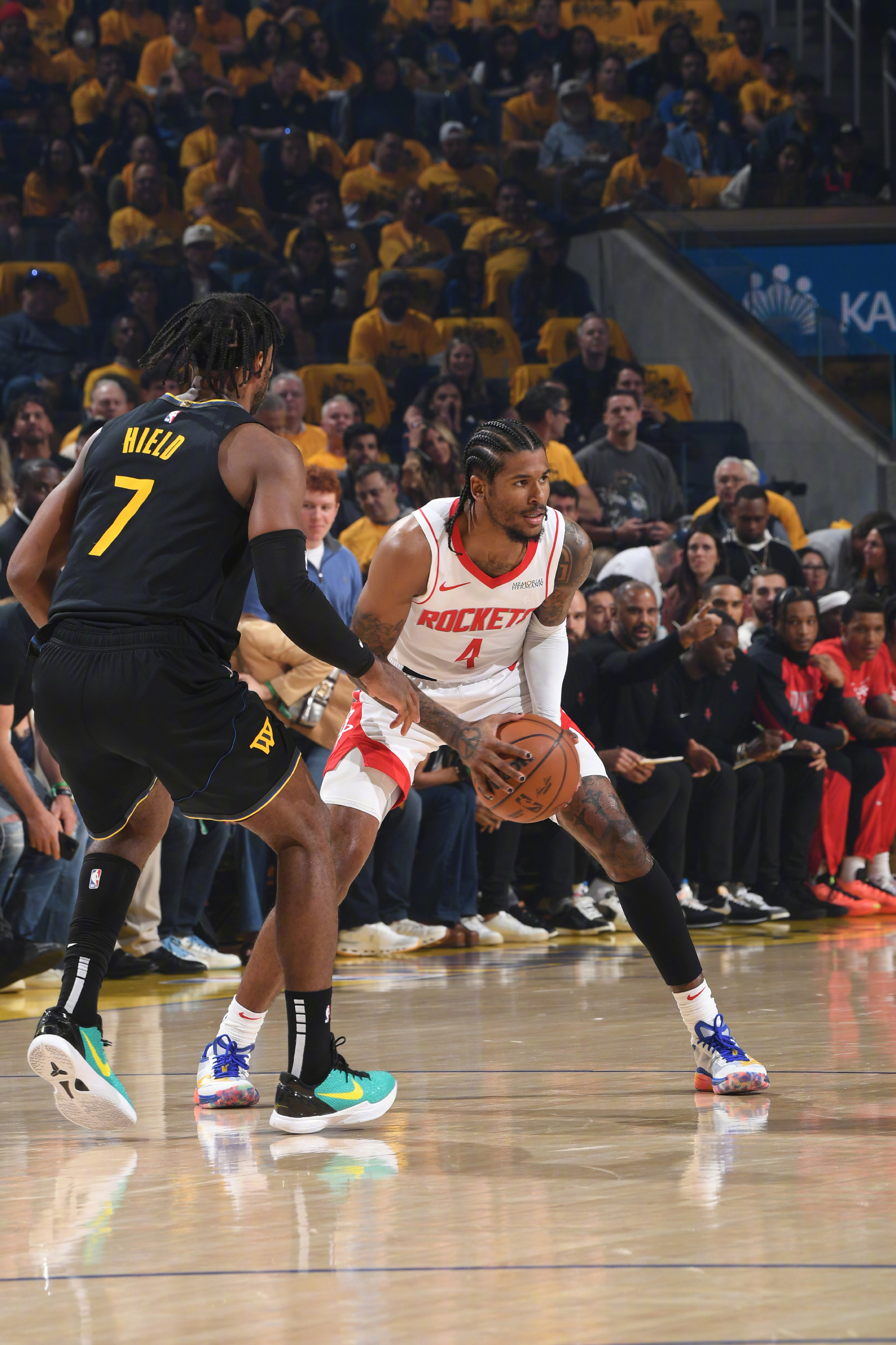 热火轻取青岛队,范弗利特点燃赛场 热火轻取青岛队,范弗利特点燃赛场