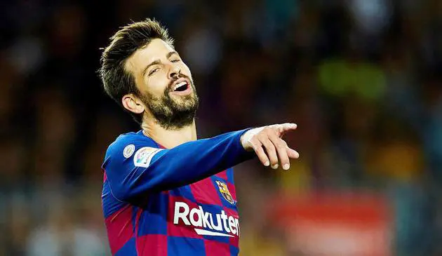 阿森纳逆转巴黎,皮克惊艳四座 阿森纳逆转巴黎,皮克惊艳四座